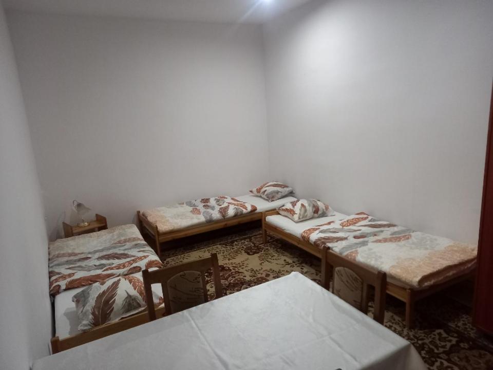 Rooms Noclegi Bytyn Exterior foto